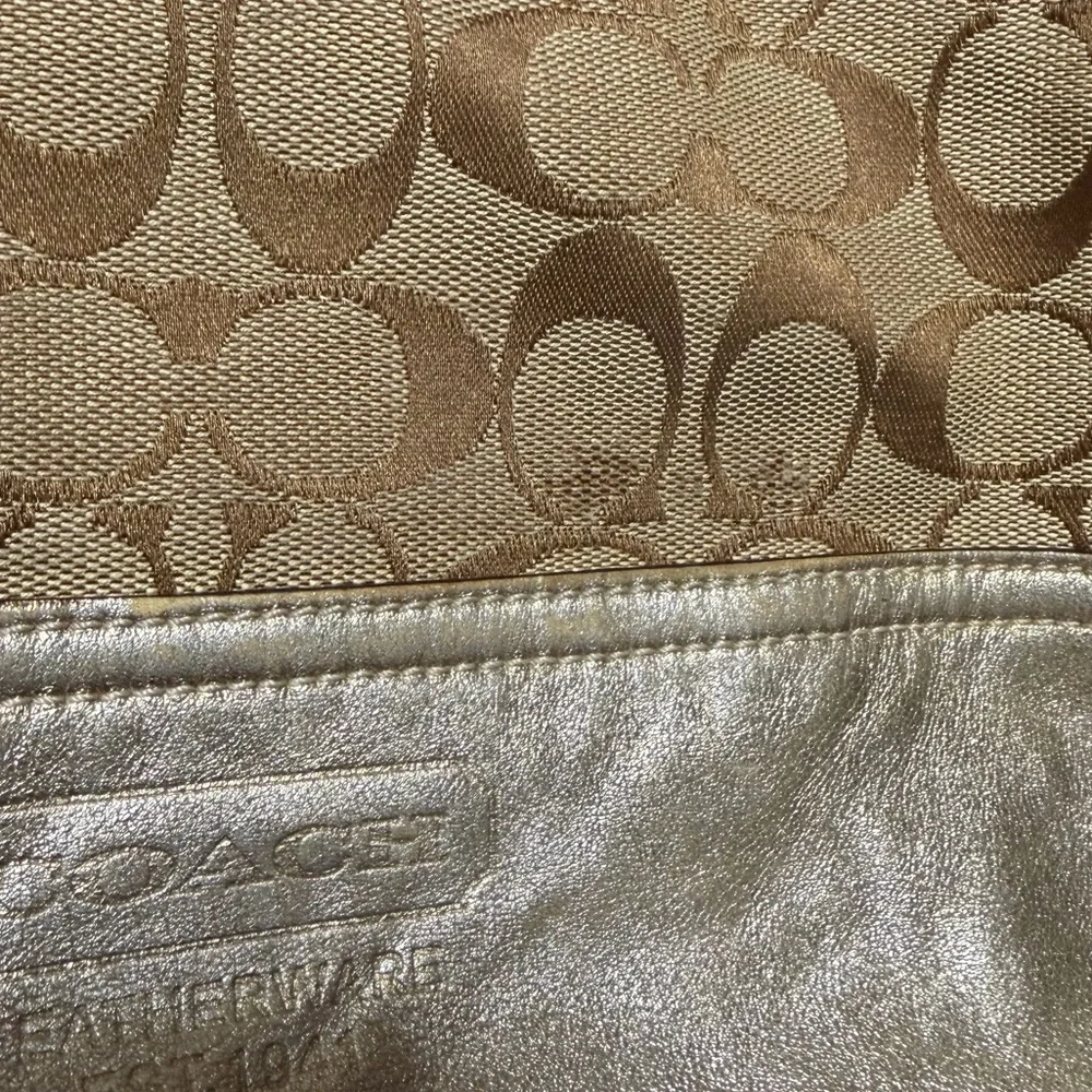 COACH Y2K Signature C‎ Khaki Canvas Gold Leather Shoulder Tote Purse